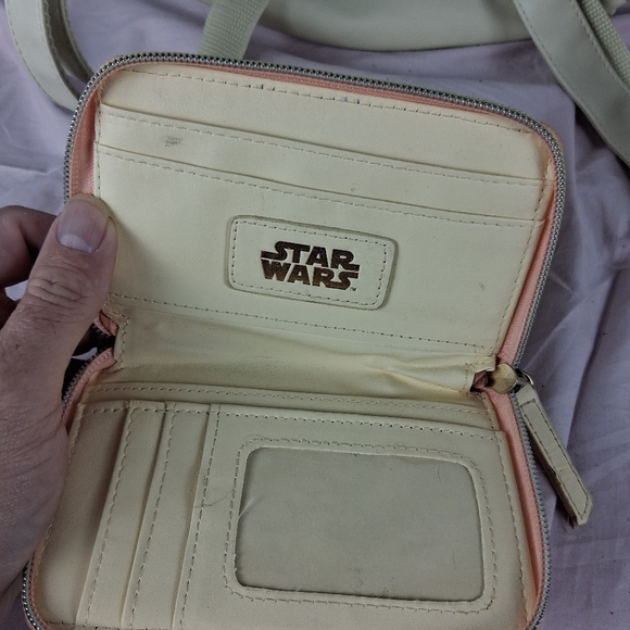 Danielle Nicole Star Wars Baby Yoda Mini Backpack & Matching Wallet - Picture 7 of 16